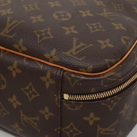 LOUIS VUITTON Monogram Excursion Hand Bag M41450 - Picture 14 of 16